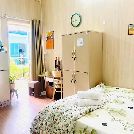 Cozy Homestay With Large Bed, Private Bathroom, Large Balcony 하노이 외부 사진