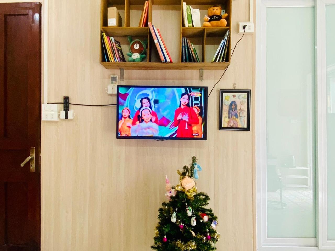 Cozy Homestay With Large Bed, Private Bathroom, Large Balcony 하노이 외부 사진