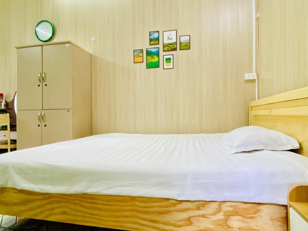 Cozy Homestay With Large Bed, Private Bathroom, Large Balcony 하노이 외부 사진